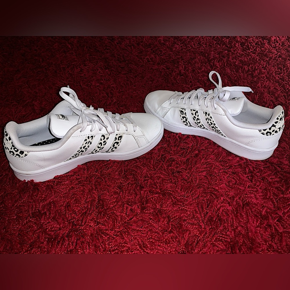Adidas grand court sneakers